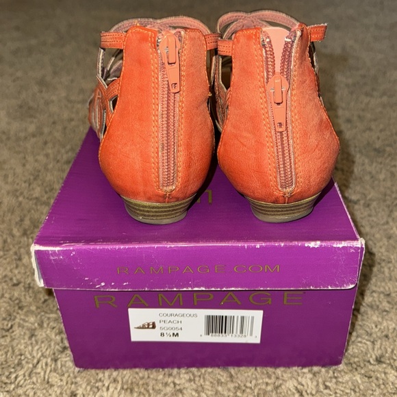 Women sandals - Picture 2 of 3